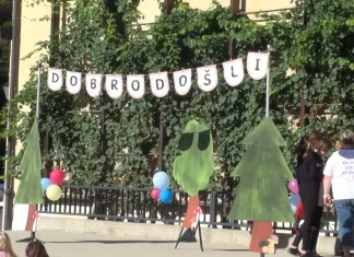 Prvošolčki v Kungoti na pravljičen način vstopili v šolske klopi Prvošolčki v Kungoti na pravljičen način vstopili v šolske klopi