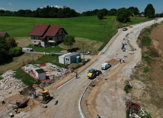 Rekonstrukcija regionalne ceste in kolesarske steze Rekonstrukcija regionalne ceste in kolesarske steze