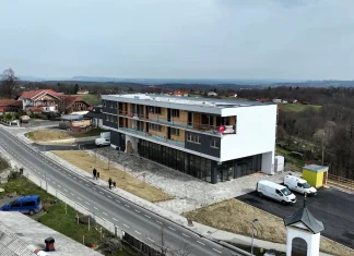 V kratkem pričakujejo nova stanovanja, trgovino in lekarno V kratkem pričakujejo nova stanovanja, trgovino in lekarno